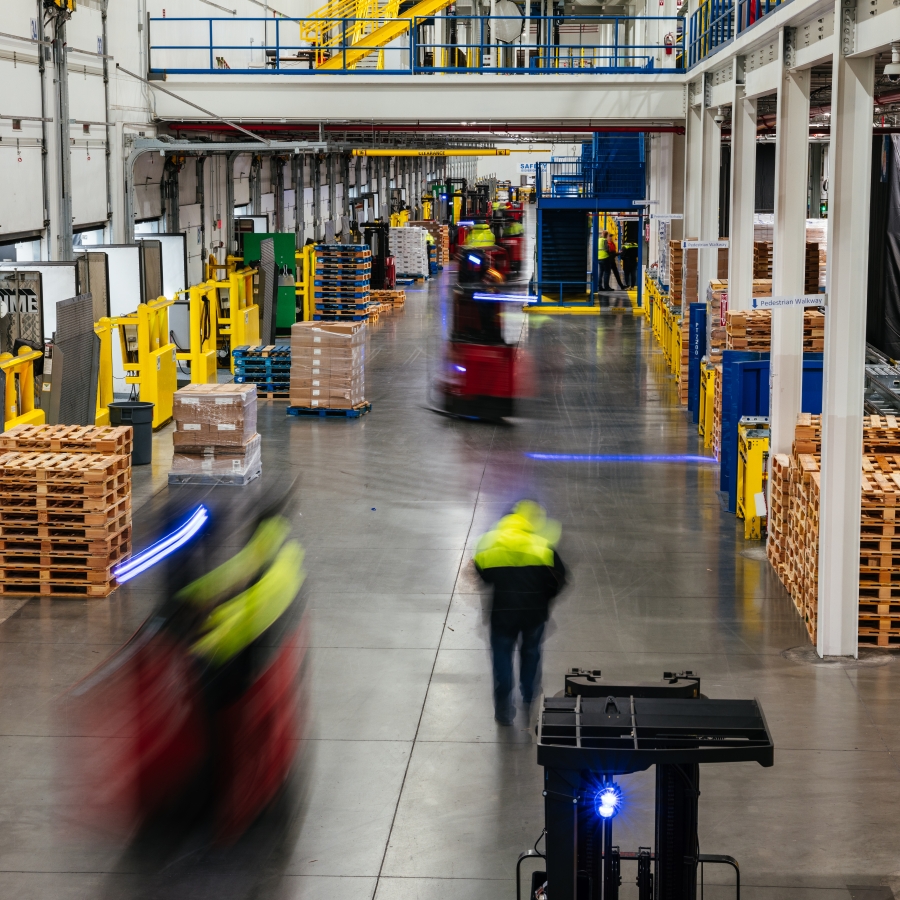 Inside a Airsun Express cold storage warehouse